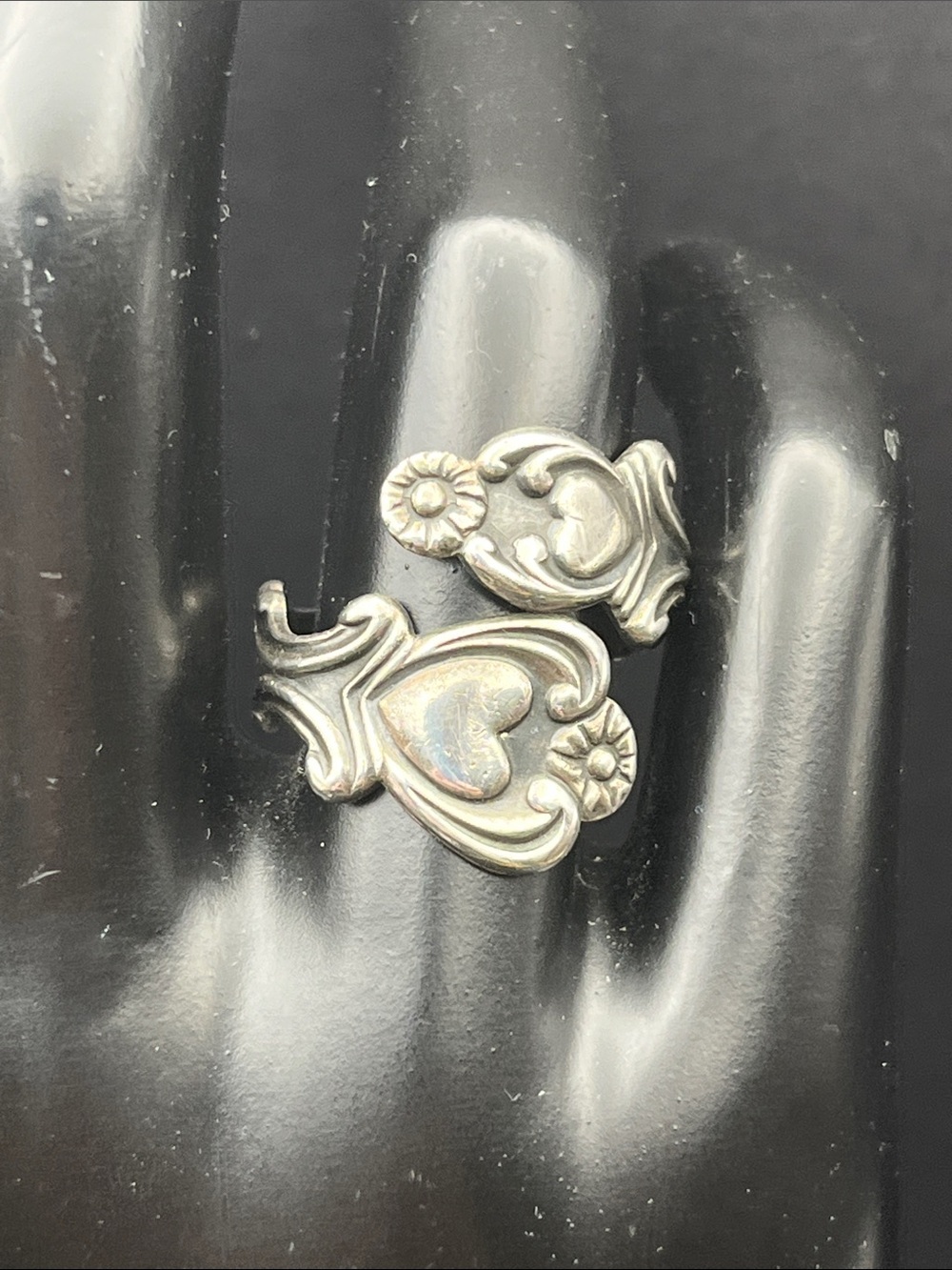 Avon Sterling Silver double heart “Spoon” ring size 7.5